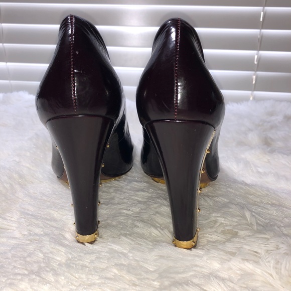 BCBGMAXAZRIA Gold Trim Platform Heels - Picture 4 of 7